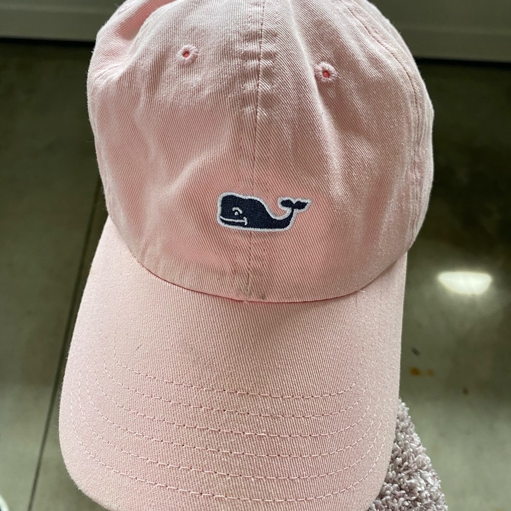 Vineyard vines hat